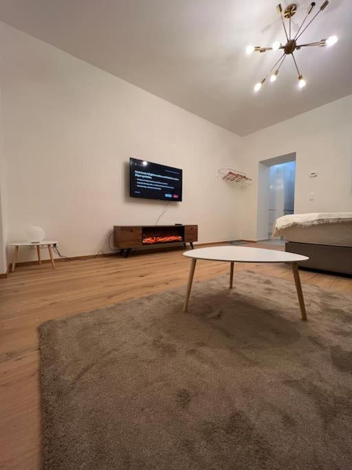Apartment Near Hauptbahnhof - Kingsize Bed Βιέννη Εξωτερικό φωτογραφία