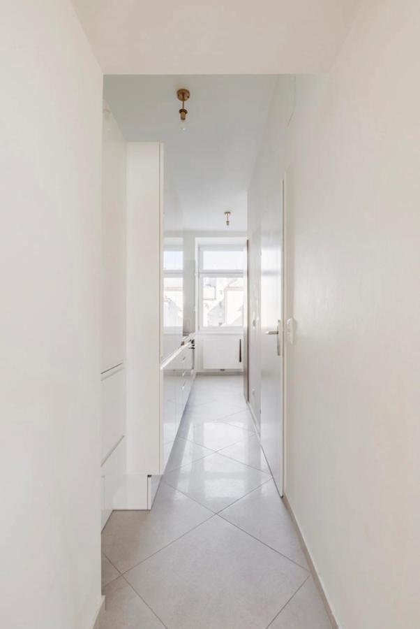 Apartment Near Hauptbahnhof - Kingsize Bed Βιέννη Εξωτερικό φωτογραφία